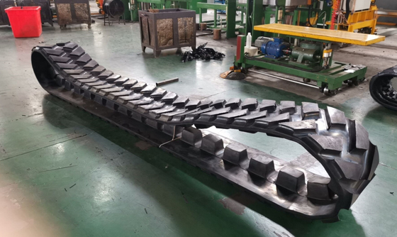 460 X 225 X 36 AP1055B مسار المطاطي مع جودة جيدة وسعر معقول