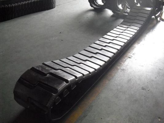 470x152.4x56 نمط ناعم أو محفور PF6110 مسارات المطاط أجزاء أرضية أسفلت مع 52 وصلة
