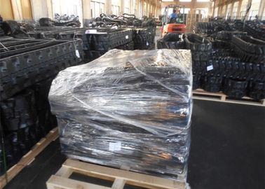 مسار مطاطي 350 × 52.5 × 104 لجهاز الحفر Takeuchi Tb035