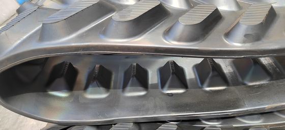 مسار مطاطي 300x127x32 يناسب Kubota M5091 Power Crawler