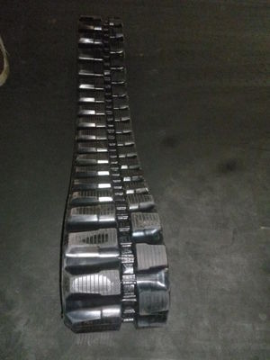 300x55.5x82 خارج المجموعة VIO30.5 قطع الغيار الحفارة مسارات المطاط